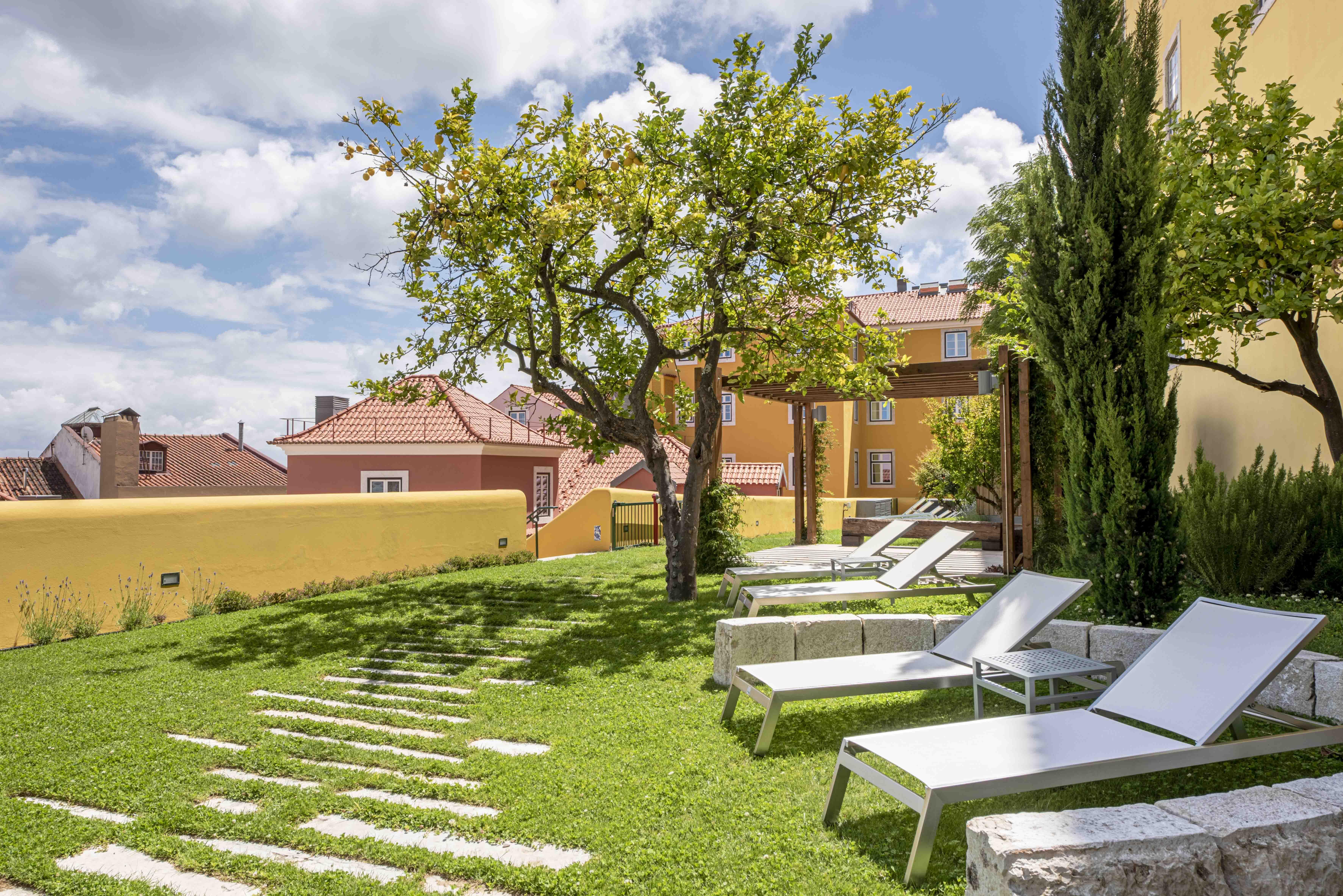 Tandem Palacio Alfama Suites Lisabona Exterior foto